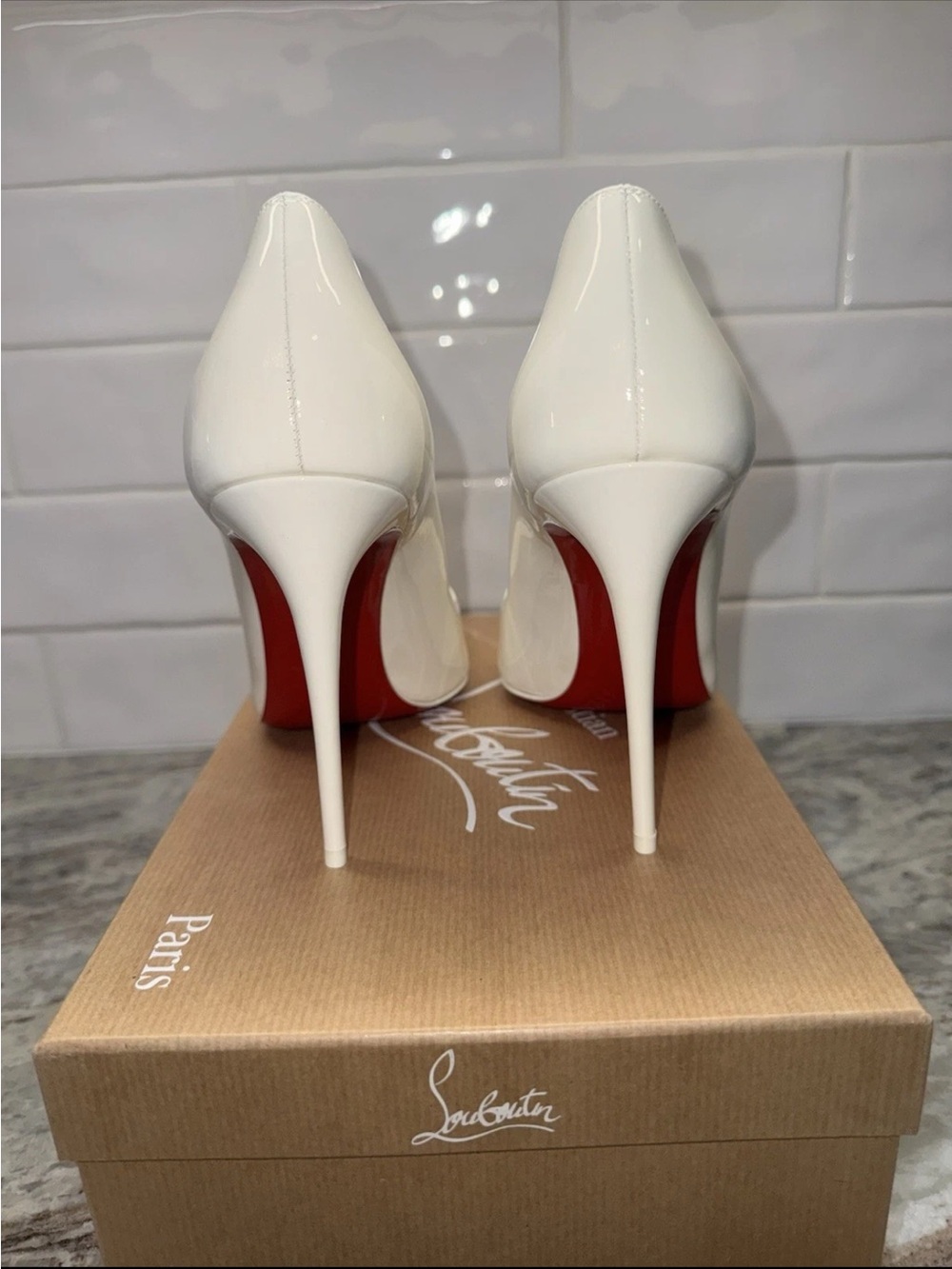 Christian Louboutin Hot Chick - Picture 4 of 6